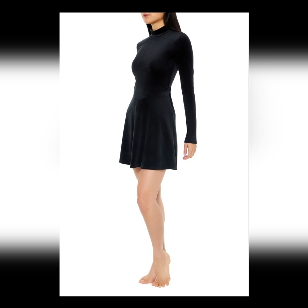 Forever 21 Classic Black Long Sleeve Dress